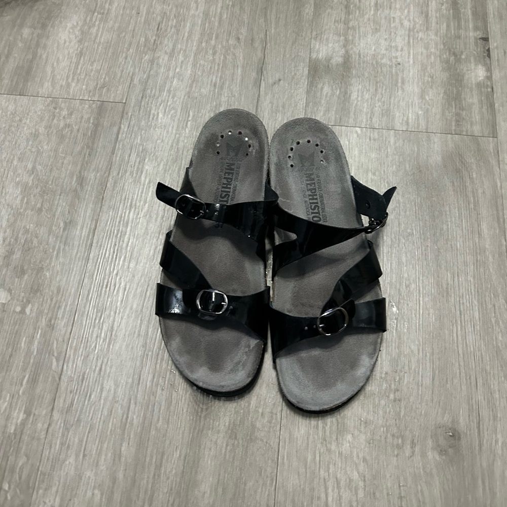 Mephisto , Where style and comfort meet in perfect harmony.Good condition